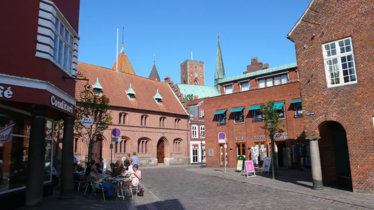 Altstadtgasse in Ribe, Dänemarks ältester Stadt Altstadtgasse in Ribe, Dänemarks ältester Stadt